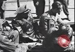 Immagine di Prigionieri tedeschi Milano Italia, 1945, secondo 51 filmato di repertorio 65675059073