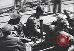 Immagine di Prigionieri tedeschi Milano Italia, 1945, secondo 53 filmato di repertorio 65675059073