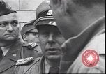 Image Le colonel Norman Fiske Milan Italie, 1945, de la seconde 29 séquences d'archives historiques vidéo 65675059074