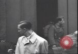 Immagine di Prigionieri tedeschi Milano Italia, 1945, secondo 15 filmato di repertorio 65675059075