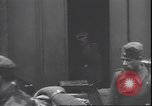 Immagine di Prigionieri tedeschi Milano Italia, 1945, secondo 18 filmato di repertorio 65675059075