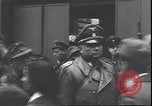 Immagine di Prigionieri tedeschi Milano Italia, 1945, secondo 35 filmato di repertorio 65675059075