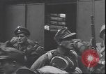 Immagine di Prigionieri tedeschi Milano Italia, 1945, secondo 38 filmato di repertorio 65675059075