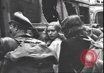 Immagine di Prigionieri tedeschi Milano Italia, 1945, secondo 47 filmato di repertorio 65675059075