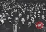 Immagine di Civili italiani Milano Italia, 1945, secondo 7 filmato di repertorio 65675059080
