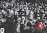 Immagine di Civili italiani Milano Italia, 1945, secondo 9 filmato di repertorio 65675059080