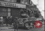 Immagine di Partigiani italiani Milano Italia, 1945, secondo 13 filmato di repertorio 65675059081