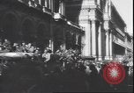 Immagine di Partigiani italiani Milano Italia, 1945, secondo 30 filmato di repertorio 65675059081