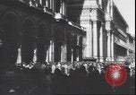 Immagine di Partigiani italiani Milano Italia, 1945, secondo 32 filmato di repertorio 65675059081