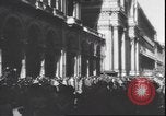 Immagine di Partigiani italiani Milano Italia, 1945, secondo 34 filmato di repertorio 65675059081