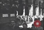 Immagine di Partigiani italiani Milano Italia, 1945, secondo 41 filmato di repertorio 65675059081