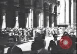 Immagine di Partigiani italiani Milano Italia, 1945, secondo 42 filmato di repertorio 65675059081