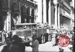 Immagine di Partigiani italiani Milano Italia, 1945, secondo 48 filmato di repertorio 65675059081