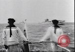 Standbild deutscher Marineoffizier Deutschland, 1943, aus Sekunde 9 historischem Filmmaterial Videoclip 65675059085