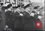Standbild deutscher Marineoffizier Deutschland, 1943, aus Sekunde 21 historischem Filmmaterial Videoclip 65675059085