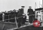 Standbild deutscher Marineoffizier Deutschland, 1943, aus Sekunde 38 historischem Filmmaterial Videoclip 65675059085