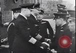 Standbild deutscher Marineoffizier Deutschland, 1943, aus Sekunde 39 historischem Filmmaterial Videoclip 65675059085
