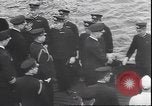 Standbild deutscher Marineoffizier Deutschland, 1943, aus Sekunde 55 historischem Filmmaterial Videoclip 65675059085