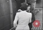 Standbild deutscher Marineoffizier Deutschland, 1943, aus Sekunde 62 historischem Filmmaterial Videoclip 65675059085