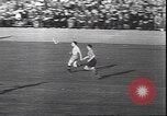 Immagine di Il Calcio o le partite di calcio in Germania durante la seconda guerra mondiale Stuttgart Germania, 1944, secondo 13 filmato di repertorio 65675059089
