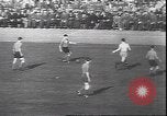 Immagine di Il Calcio o le partite di calcio in Germania durante la seconda guerra mondiale Stuttgart Germania, 1944, secondo 22 filmato di repertorio 65675059089
