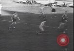 Immagine di Il Calcio o le partite di calcio in Germania durante la seconda guerra mondiale Stuttgart Germania, 1944, secondo 46 filmato di repertorio 65675059089