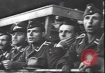 Immagine di Il Calcio o le partite di calcio in Germania durante la seconda guerra mondiale Stuttgart Germania, 1944, secondo 49 filmato di repertorio 65675059089