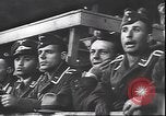Immagine di Il Calcio o le partite di calcio in Germania durante la seconda guerra mondiale Stuttgart Germania, 1944, secondo 50 filmato di repertorio 65675059089