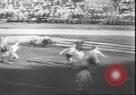 Immagine di Il Calcio o le partite di calcio in Germania durante la seconda guerra mondiale Stuttgart Germania, 1944, secondo 52 filmato di repertorio 65675059089