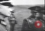 Immagine di Il rumeno e militare tedesco manovre comune seconda guerra mondiale La Romania, 1944, secondo 49 filmato di repertorio 65675059090