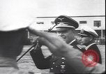 Immagine di Benito Mussolini con funzionari tedeschi Teatro europeo, 1944, secondo 10 filmato di repertorio 65675059093