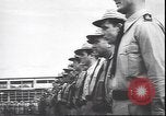 Immagine di Benito Mussolini con funzionari tedeschi Teatro europeo, 1944, secondo 21 filmato di repertorio 65675059093