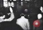 Immagine di Benito Mussolini con funzionari tedeschi Teatro europeo, 1944, secondo 30 filmato di repertorio 65675059093