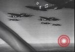 Immagine di Il tedesco ha 111 bombardieri attaccando obiettivi sovietica Il Gomel Russia Unione Sovietica, 1944, secondo 9 filmato di repertorio 65675059094