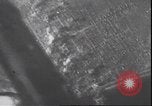 Immagine di Il tedesco ha 111 bombardieri attaccando obiettivi sovietica Il Gomel Russia Unione Sovietica, 1944, secondo 62 filmato di repertorio 65675059094