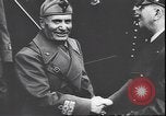 Immagine di Benito Mussolini visita di Hitler Berchtesgaden Germania, 1942, secondo 19 filmato di repertorio 65675059097