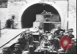 Immagine di Le forze tedesche giungono a unirsi con gli italiani nella seconda guerra mondiale Italia, 1944, secondo 11 filmato di repertorio 65675059101