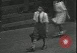 Image écoles rouvrir New York United States USA, 1931, de la seconde 14 séquences d'archives historiques vidéo 65675059116