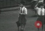 Image écoles rouvrir New York United States USA, 1931, de la seconde 19 séquences d'archives historiques vidéo 65675059116