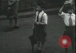 Image écoles rouvrir New York United States USA, 1931, de la seconde 20 séquences d'archives historiques vidéo 65675059116