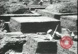 Image les archéologues Saint Albans Angleterre, 1931, de la seconde 20 séquences d'archives historiques vidéo 65675059119