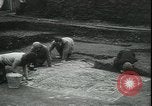 Image les archéologues Saint Albans Angleterre, 1931, de la seconde 41 séquences d'archives historiques vidéo 65675059119
