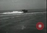 Image United States Coast Guard liquor saisie pendant la prohibition Stapleton New York USA, 1931, de la seconde 39 séquences d'archives historiques vidéo 65675059122