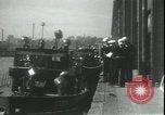 Image United States Coast Guard liquor saisie pendant la prohibition Stapleton New York USA, 1931, de la seconde 47 séquences d'archives historiques vidéo 65675059122