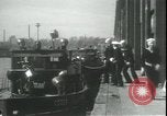 Image United States Coast Guard liquor saisie pendant la prohibition Stapleton New York USA, 1931, de la seconde 54 séquences d'archives historiques vidéo 65675059122