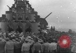 Image obsèques en mer Océan Pacifique, 1945, de la seconde 12 séquences d'archives historiques vidéo 65675059123