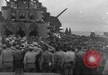 Image obsèques en mer Océan Pacifique, 1945, de la seconde 13 séquences d'archives historiques vidéo 65675059123
