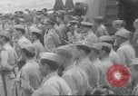 Image obsèques en mer Océan Pacifique, 1945, de la seconde 51 séquences d'archives historiques vidéo 65675059123