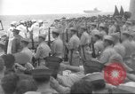 Image obsèques en mer Océan Pacifique, 1945, de la seconde 62 séquences d'archives historiques vidéo 65675059123