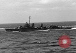 Immagine di USS Franklin Oceano Pacifico, 1945, secondo 10 filmato di repertorio 65675059126